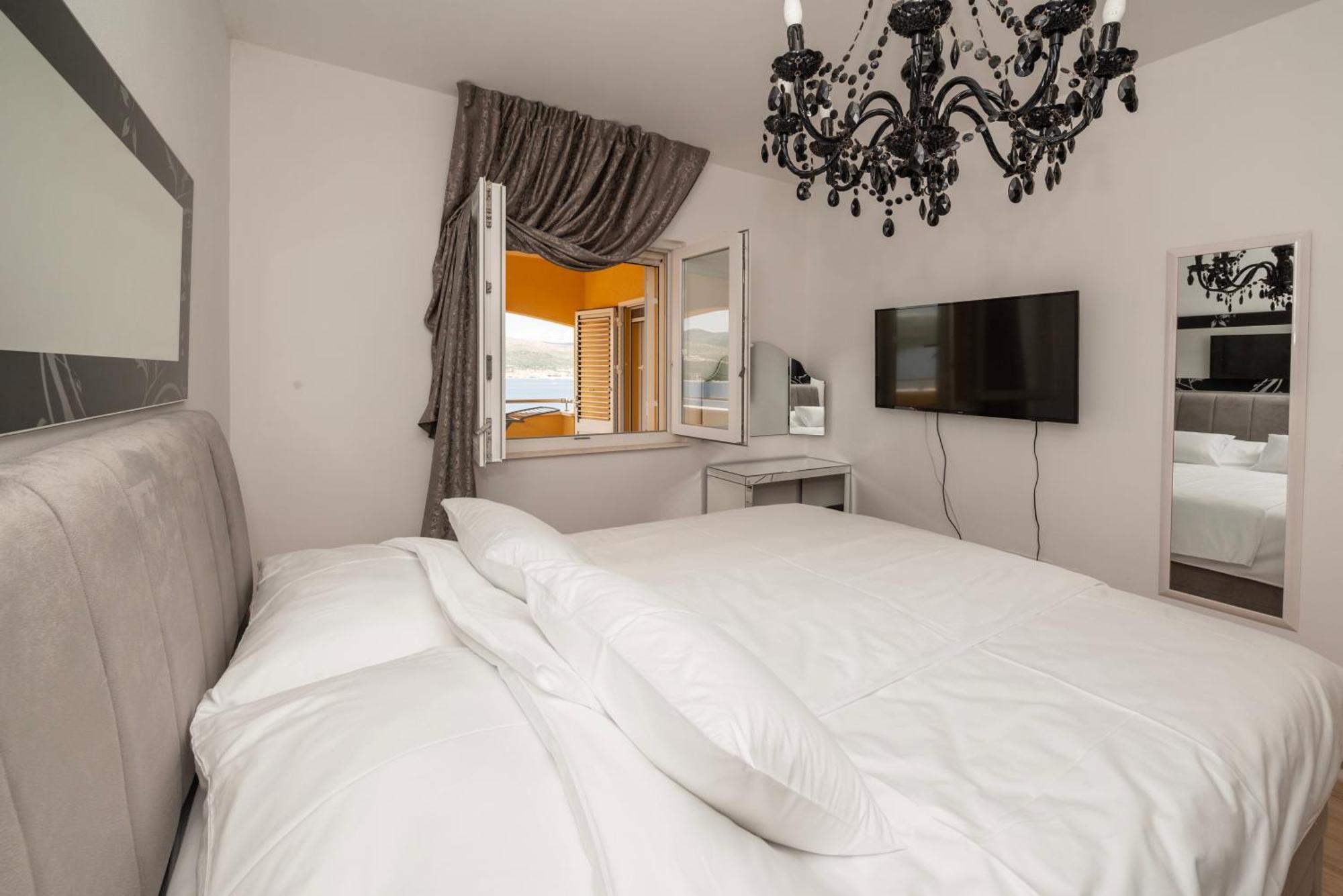 Lavanda Residence With Heated Pool Trogir Split 多吉奥科如 外观 照片
