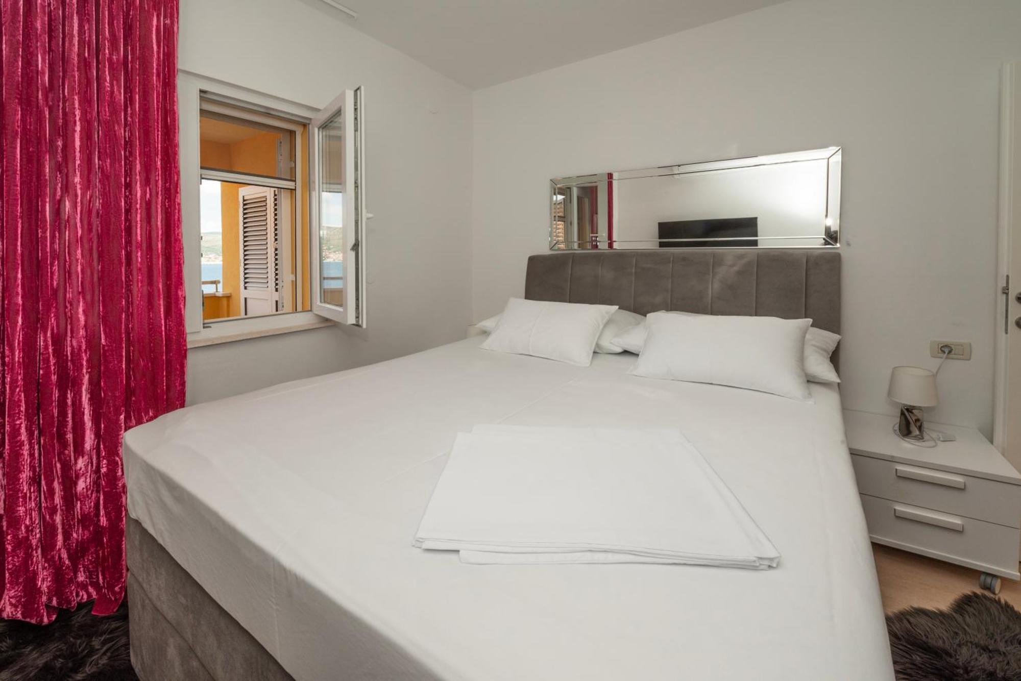 Lavanda Residence With Heated Pool Trogir Split 多吉奥科如 外观 照片