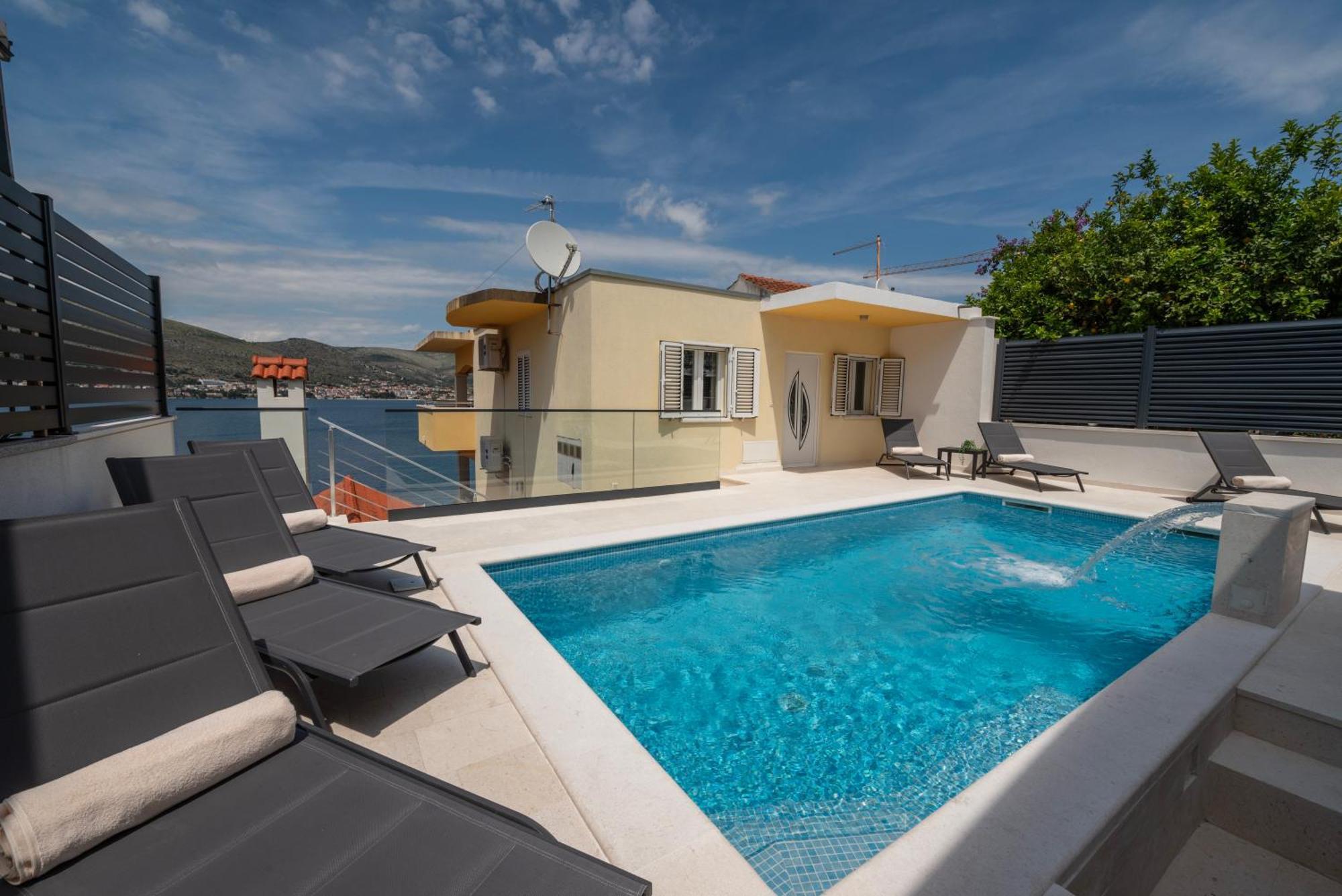 Lavanda Residence With Heated Pool Trogir Split 多吉奥科如 外观 照片