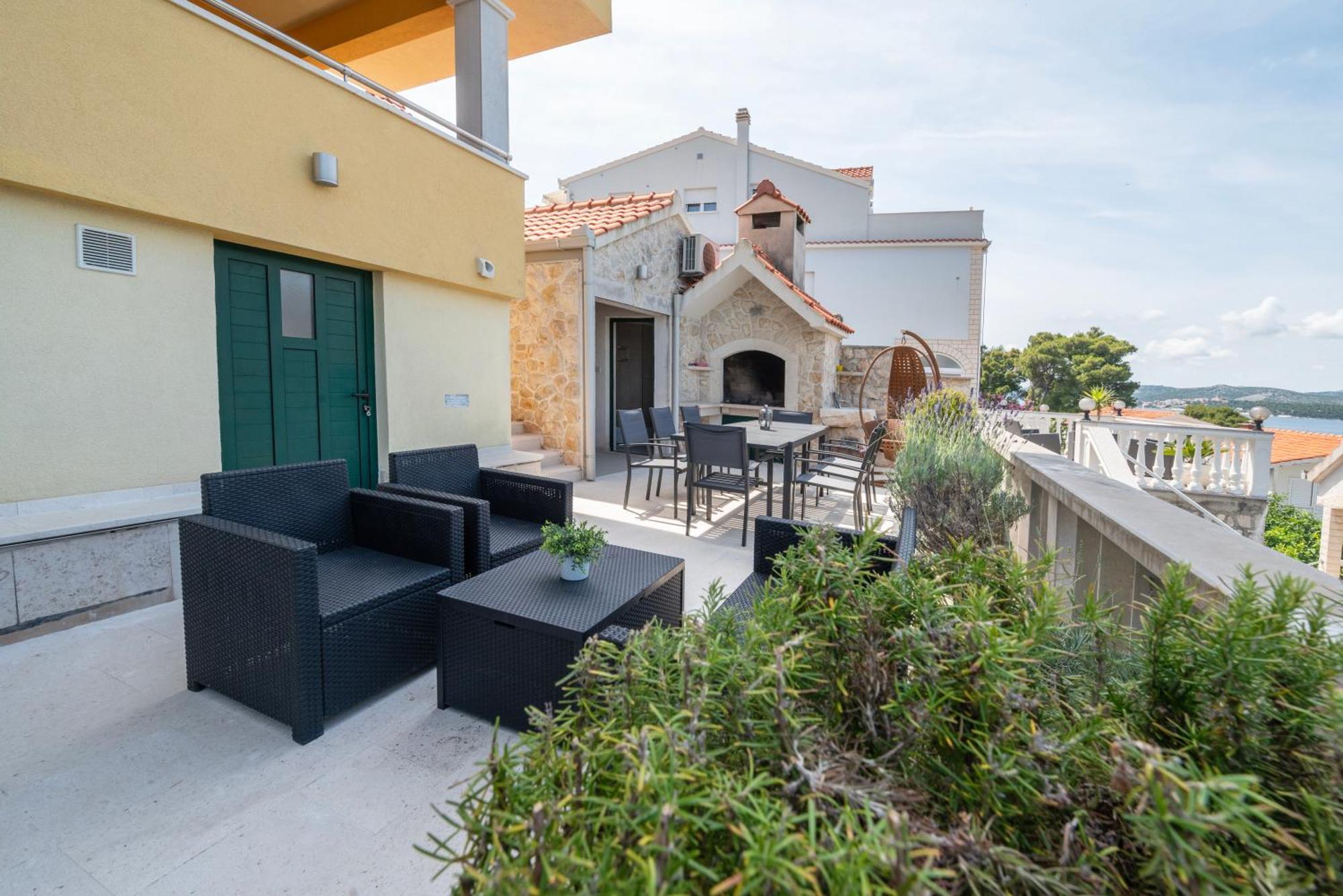 Lavanda Residence With Heated Pool Trogir Split 多吉奥科如 外观 照片